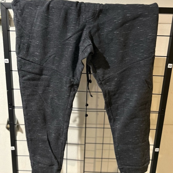 Comfortable Joggers - Perfect for Relaxation and Active Days - Picture 2 of 5
